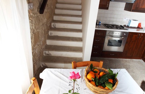 Goudi Apartment | Leonidas Village Houses