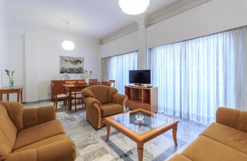 Larnaca City Centre Apartment | Les Palmiers House