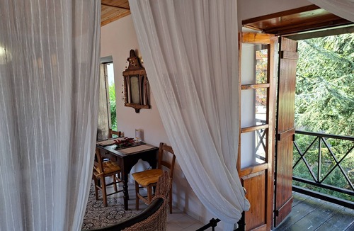Panagia Apartment | Liakoto Holiday Home studio