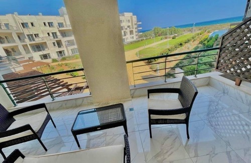 Bafra Apartment | Lightness Apartment by the Sea