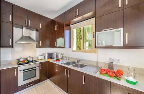 Pernera Villa | Lily Palm