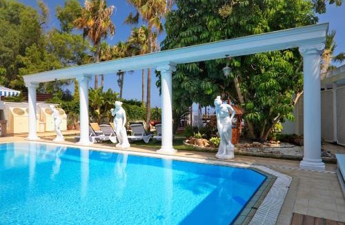 Germasogeia Villa | Limassol Beachfront Holiday Villa