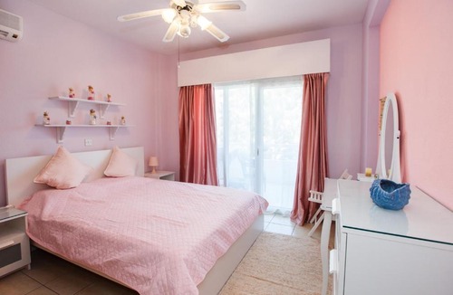 Neapolis Apartment | Limassol love apartment