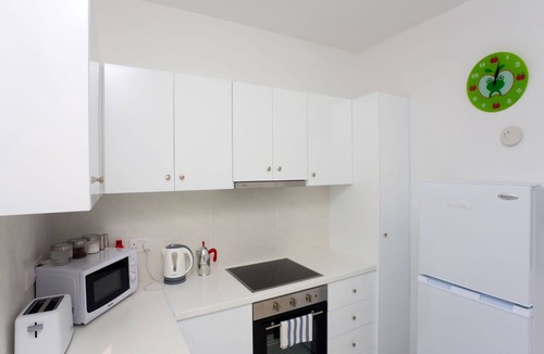 Agios Tychon Apartment | Limassol on the Beach Apartment
