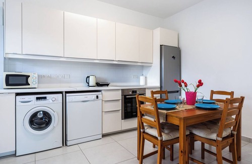 Limassol Apartment | Limassol Seafront Family Suite Beachfront Stay