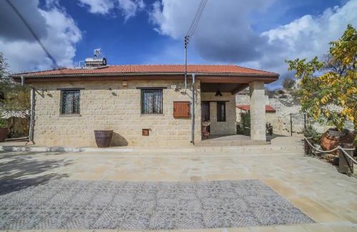 Lofou House | Lofou Traditional House