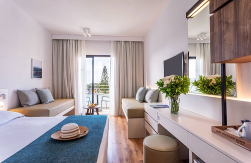 Geroskipou Resort | Louis Phaethon Beach