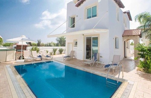 Pernera Villa | Lovely villa perfect for families, great location
