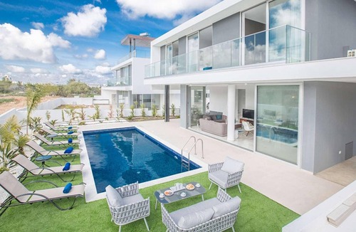 Protaras Villa | Lovely villa perfect for families, great location