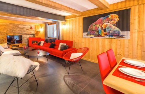 Chatel Ski Chalet | Luxurious chalet - close to the centre, private sauna and spa, large open spaces