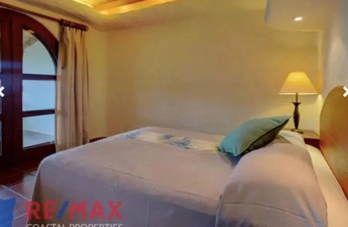 San Juan del Sur Villa | Luxurious Family Size Villa inside the Pelican Eyes Resort -5 Min from the ocean