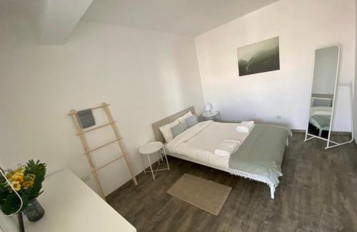 Skala Apartment | Luxurious Penthouse in Larnaca Center 300m From The Beach