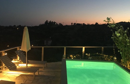 Vouni House | Luxurious & Secluded 2 Bed Balcony House - Stunning views with own private pool