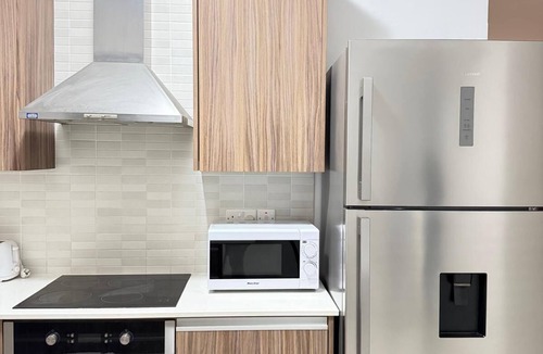 Larnaca City Centre Apartment | Luxury 2BR Apartment · 1 min to Beach