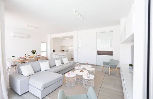 Protaras Cottage | Luxury 5 Star Cottage – Prime Protaras 1047