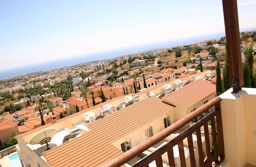 Peyia Town Apartment | Luxury apartment in Peyia with great views of Coral Bay