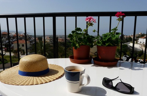 Peyia Town Apartment | Luxury Apartment Peyia Wi-Fi, pool. Mountainside spectacular view to the sea.