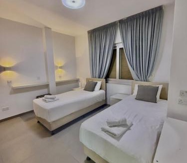 Potamos tis Germasogeias Apartment | Luxury Beach Front Flat Kyma 3