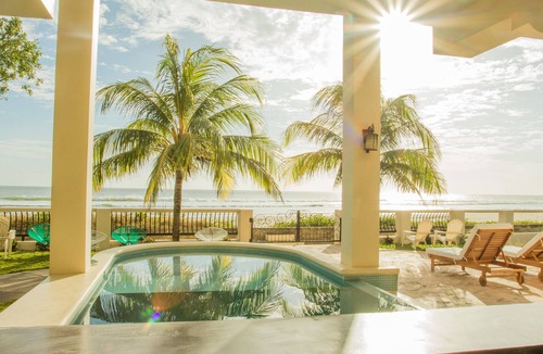 Popoyo House | LUXURY BEACHFRONT - Ola Popoyo - 5 BR/4Bath By far the best house in Popoyo
