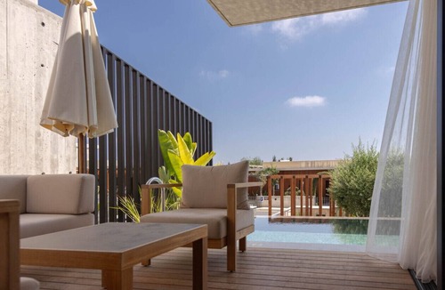 Chlorakas House | Luxury Bungalow with Infinity Pool and Scenic Views
