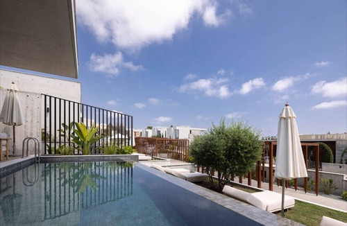 Chlorakas House | Luxury Bungalow with Infinity Pool and Scenic Views