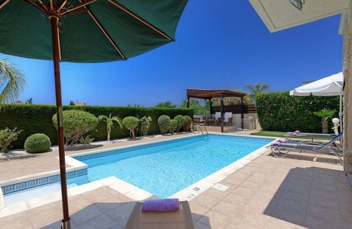 Pegeia Villa | Luxury Coral Bay Villa | Villa Shanta | 3 Bedroom Villa | Distant Sea Views