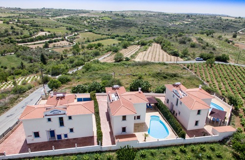 Kathikas Villa | Luxury detached Villa with Private swimming Pool/Free WiFi/Welcome Hamper
