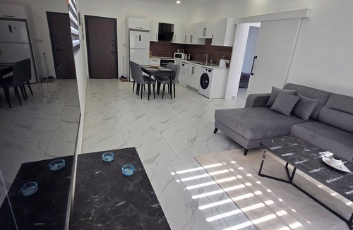 Karsiyaka Apartment | Luxury Holiday Home in Karşıyaka Kyrenia