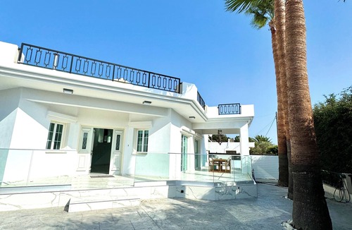 Kiti House | Luxury modern 3 bedroom home in Kiti with pool