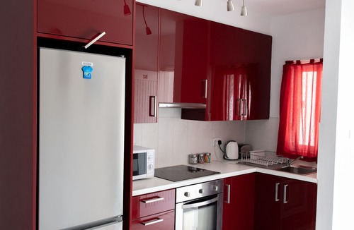 Oroklini Apartment | Luxury Self Catering Apartment With Heated Pool