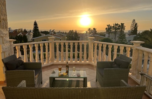 Agios Georgios Pegeias Villa | Luxury Three Bed House With Private Pool, Garden and BBQ