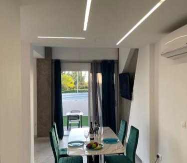 Peyia Town House | Luxury Vintage Suite