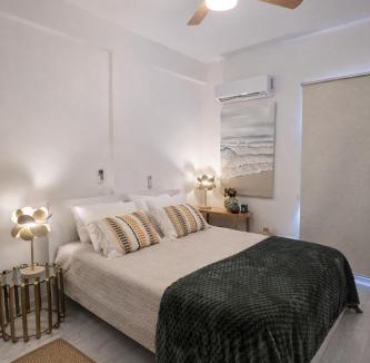 Larnaca Apartment | Mackenzie Beachfront Panorama