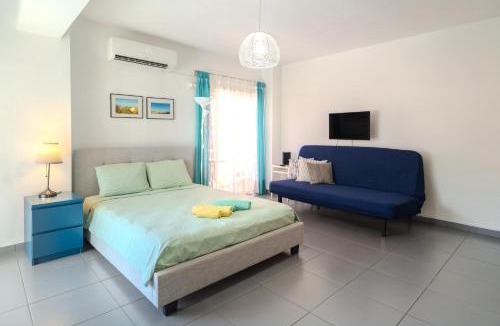 Larnaca Apartment | Mackenzie Blu Beach Studio