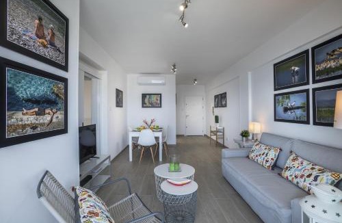 Larnaca Apartment | Mackenzie Zoe Seafront Suite