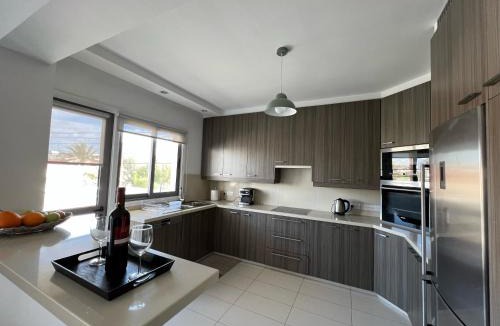 Ayios Dhometios Apartment | Majestic Boutique Apartment/2BR