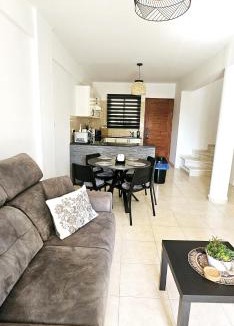 Prodromi Apartment | Margaret