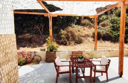 Latsi Apartment | Mediterranean Seaside Authentic Beach House