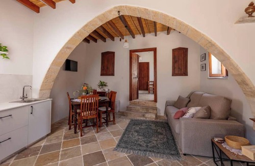 Mesana Cottage | Melissothea Stone Suites Katoi - ground floor
