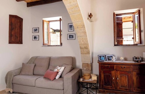Mesana Cottage | Melissothea Stone Suites Katoi - ground floor