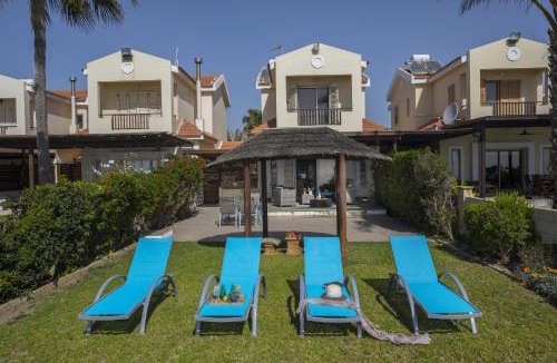 Meneou Villa | Meneou Beachfront Villa