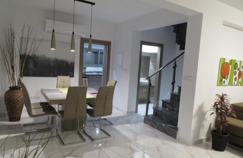Pareklisia Villa | Menies Mediterranean Heights
