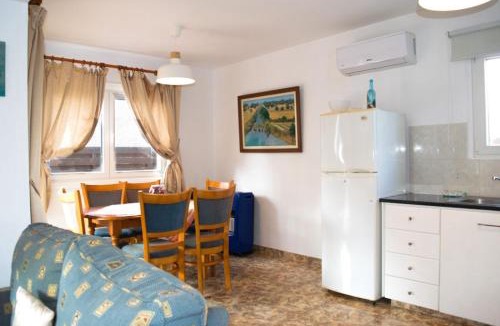 Pervolia House | Merika Complex 1 Hou.32