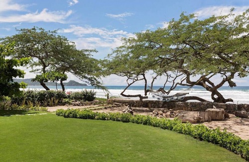 Playa Colorado House | Mi Casa Soñada (Spacious Beachfront House)