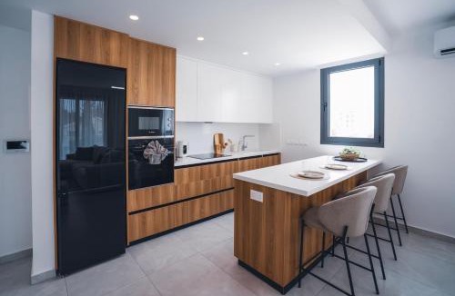 Paphos Apartment | Mira Paphos - 2bdr Apt with Private Terrace