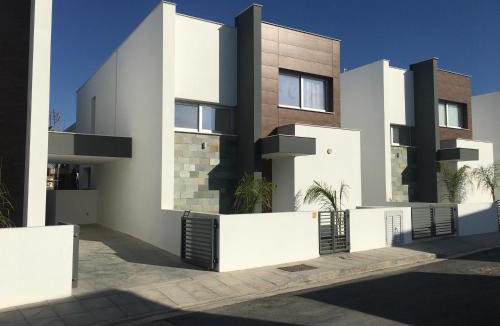 Oroklini Villa | Mobina Villas
