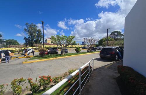 Managua Apartment | Modern executive apartment with views and parking