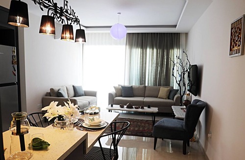 Yenisehir Apartment | Modern Flat w Balcony Near Kyrenia Gate in Nicosia