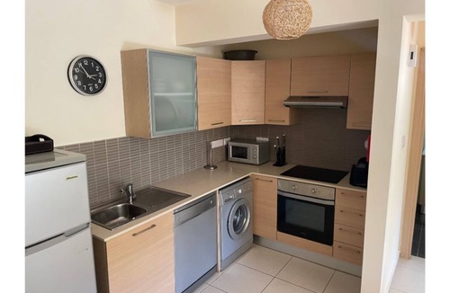 Pyla Apartment | Modern ground floor apartment with patio, pool and tennis court