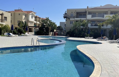 Pyla Apartment | Modern ground floor apartment with patio, pool and tennis court